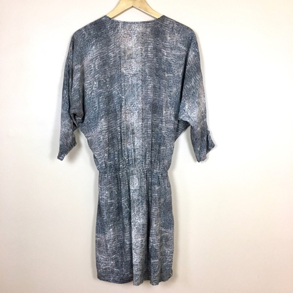 Soft Joie Snakeskin Print Batwing Wrap Dress sz S - Picture 3 of 8